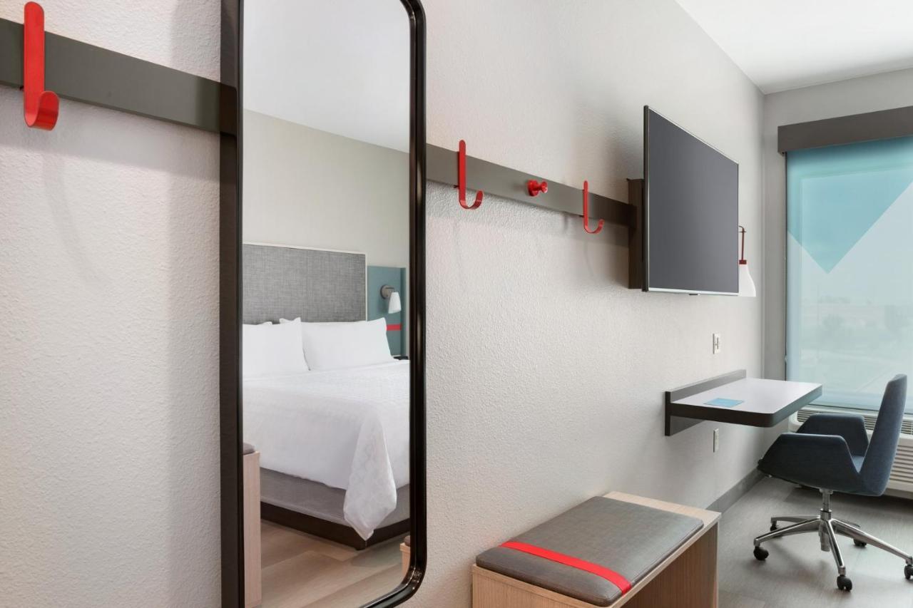 Avid Hotels Elkhart North By Ihg Exteriör bild